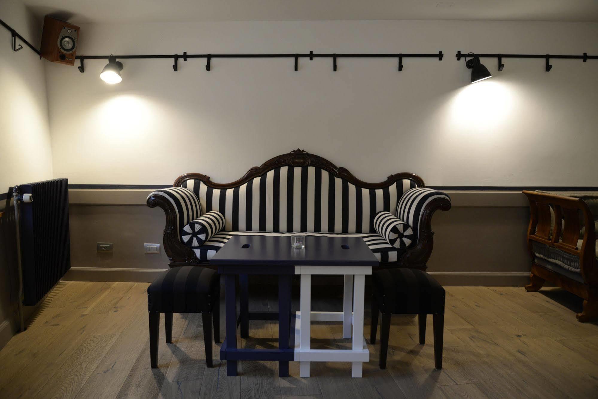 卡鲁日社区酒店 Carouge 外观 照片